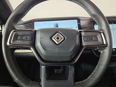Used 2023 Rivian R1S Adventure image 23