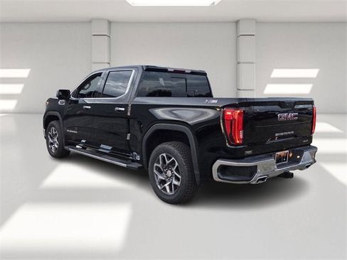 New 2026 GMC Sierra 1500 SLT w/ SLT Premium Plus Package image 3