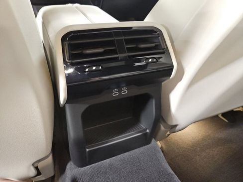 Certified 2024 BMW 540i xDrive w/ Premium Package AWD/4WD image 18