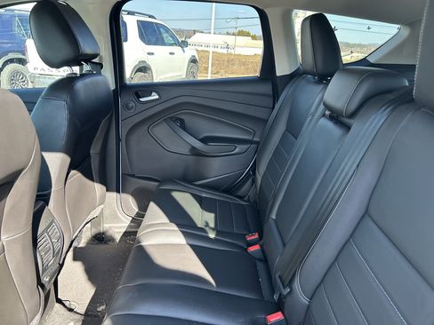 Used 2016 Ford Escape Titanium image 25