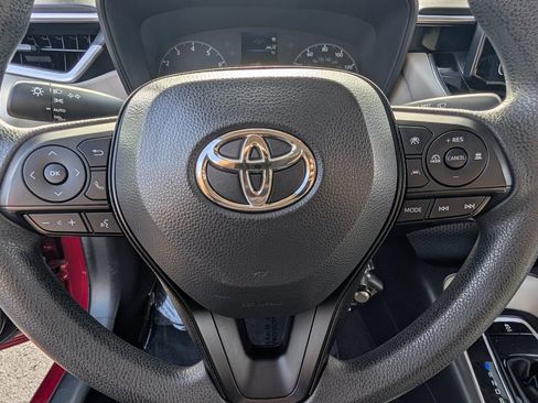 Used 2023 Toyota Corolla LE FWD image 19