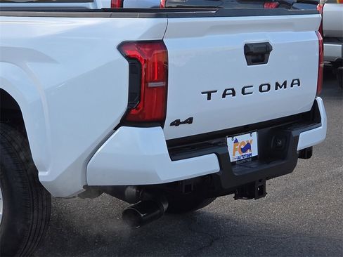 New 2026 Toyota Tacoma SR5 image 12