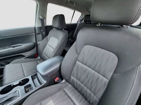 Used 2020 Kia Sportage LX FWD image 10