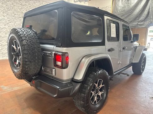 Used 2019 Jeep Wrangler Unlimited Rubicon AWD/4WD image 7