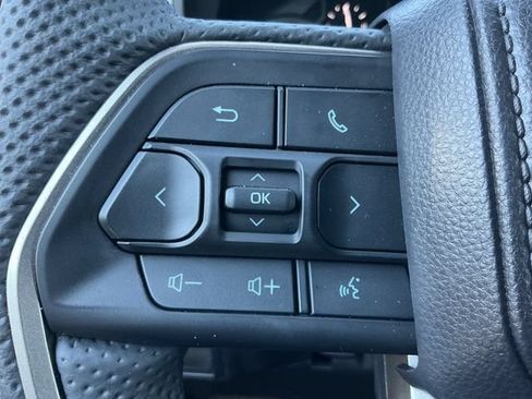 Used 2026 Toyota Tundra SR5 w/ SR5 Premium Package AWD/4WD image 19