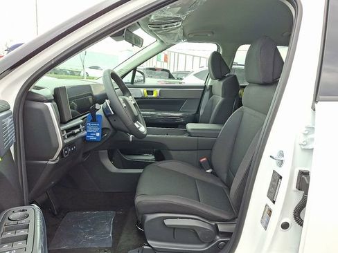 New 2026 Hyundai Santa Fe SE AWD/4WD image 5