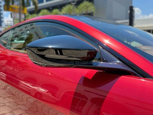 Used 2023 Aston Martin V8 Vantage Coupe RWD image 9