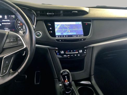 Used 2025 Cadillac XT5 Sportv w/ Technology Package AWD/4WD image 6