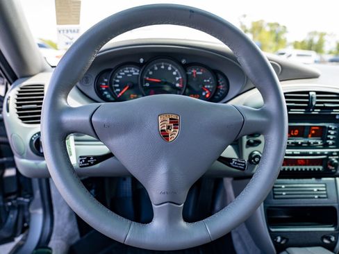 Used 2003 Porsche 911 Carrera RWD image 19