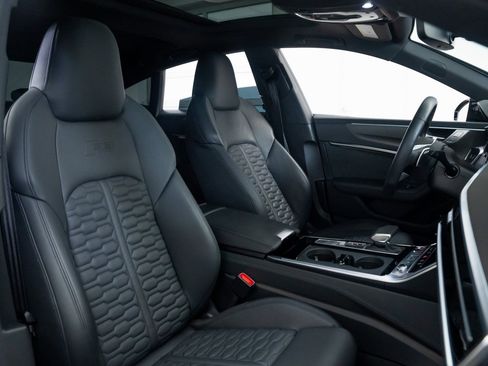 Used 2024 Audi RS 7 Performance image 26