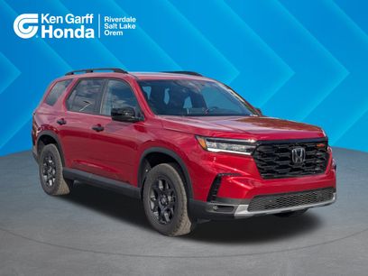 New 2025 Honda Pilot TrailSport
