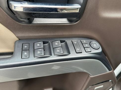 Used 2018 Chevrolet Silverado 1500 LTZ Z71 w/ LTZ Plus Package AWD/4WD image 14
