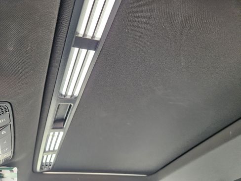 Certified 2018 Mercedes-Benz C 300 Sedan image 24