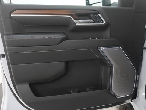 Used 2024 GMC Sierra 2500 Denali w/ Technology Package image 22