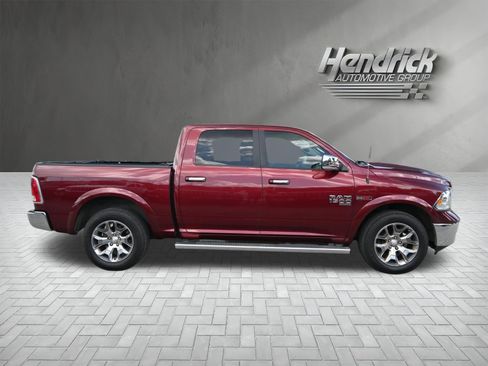 Used 2019 RAM 1500 Laramie w/ Convenience Group AWD/4WD image 10