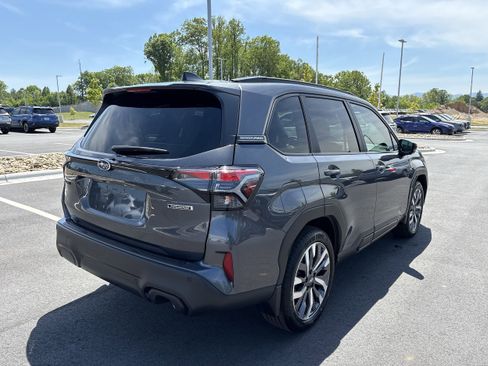 New 2026 Subaru Forester Touring AWD/4WD image 7