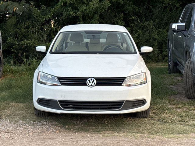 Used 2014 Volkswagen Jetta SE FWD image 2