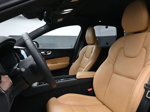 Used 2024 Volvo XC60 B5 Ultimate w/ Protection Package Premier AWD/4WD image 10