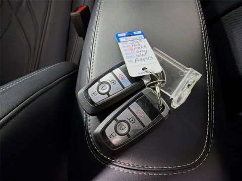 Used 2023 Ford Mustang Mach-E Select image 32