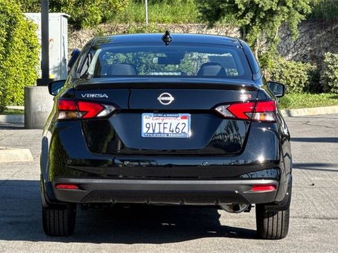 Used 2025 Nissan Versa SR w/ Trunk Package image 5