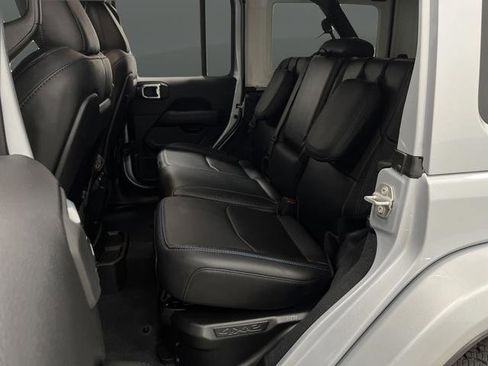 Used 2024 Jeep Wrangler High Altitude image 29