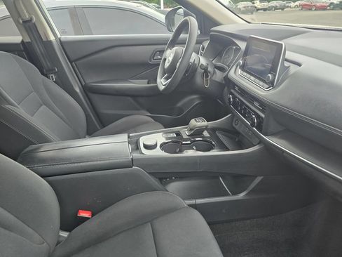 Used 2024 Nissan Rogue S AWD/4WD image 13