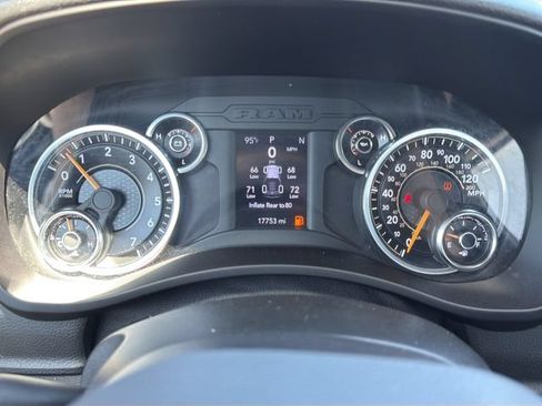 Used 2022 RAM 2500 Tradesman RWD image 19