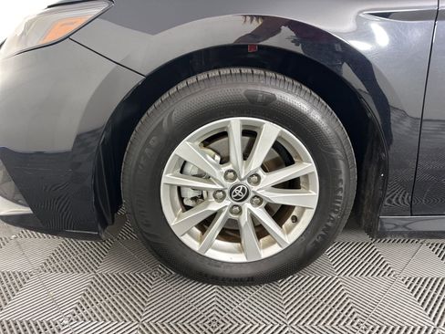 Used 2025 Toyota Camry LE FWD image 7