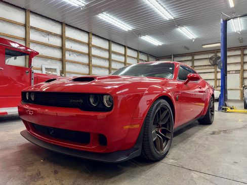 Used 2023 Dodge Challenger SRT Hellcat image 4