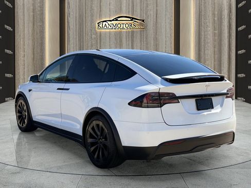 Used 2023 Tesla Model X image 5