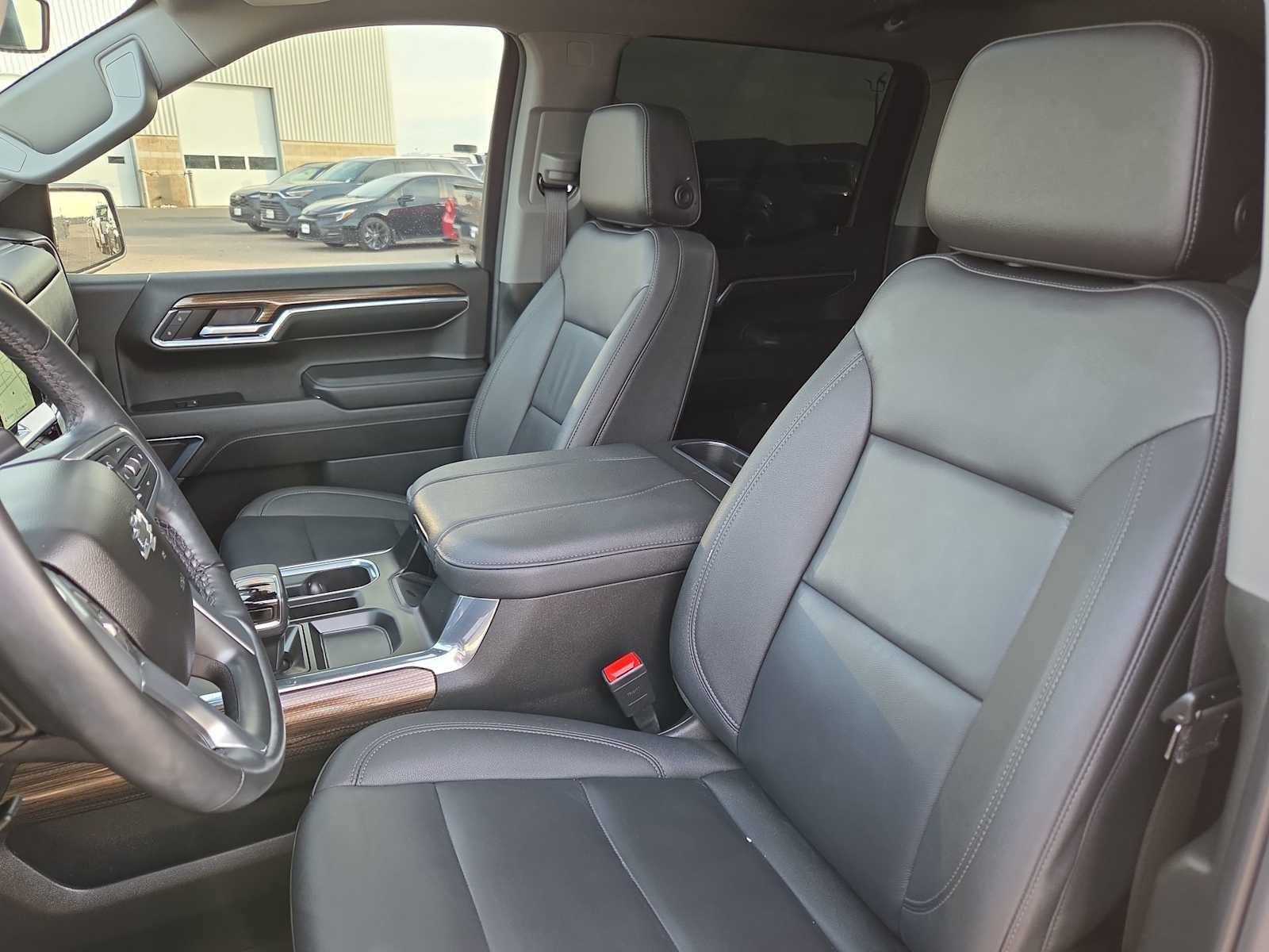 Used 2024 Chevrolet Silverado 1500 RST w/ Rally Edition AWD/4WD image 15