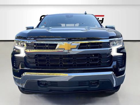 Used 2025 Chevrolet Silverado 1500 LT AWD/4WD image 2