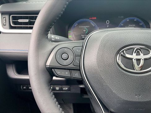 Used 2025 Toyota RAV4 XSE image 23