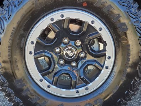New 2024 Ford Bronco Outer Banks w/ Sasquatch Package image 13