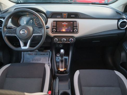 Used 2021 Nissan Versa SV image 14