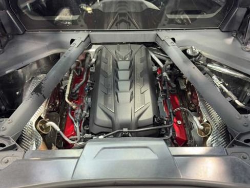 Used 2025 Chevrolet Corvette Stingray Coupe w/ 1LT RWD image 34
