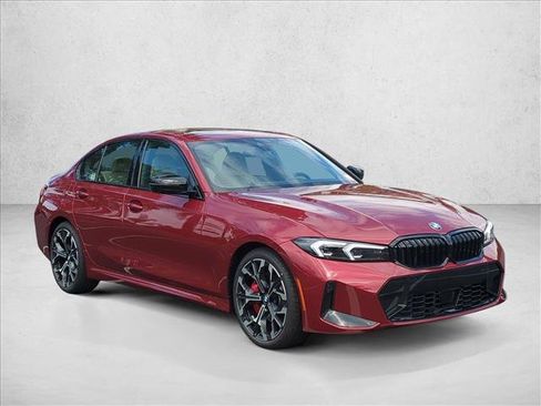 Used 2026 BMW 330i Sedan w/ M Sport Package RWD image 7