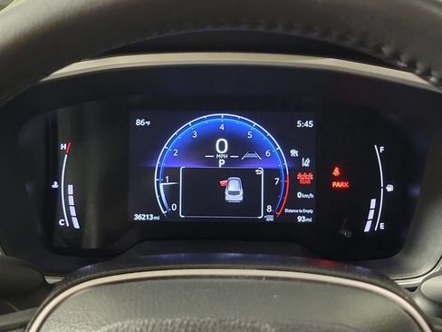 Used 2023 Toyota Corolla Cross XLE w/ Convenience Package FWD image 28