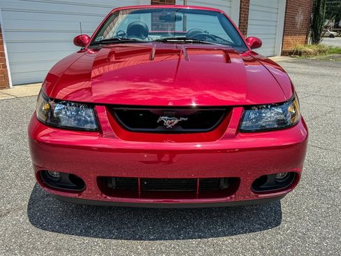 Used 2004 Ford Mustang Cobra RWD image 13