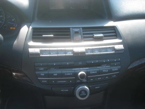 Used 2012 Honda Crosstour EX-L image 33