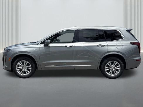 New 2025 Cadillac XT6 Luxury image 8