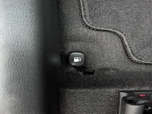 Certified 2021 Hyundai Kona SEL AWD/4WD image 28