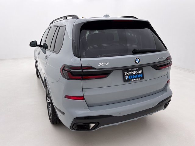 Certified 2027 BMW X7 xDrive40i w/ M Sport Package AWD/4WD image 8