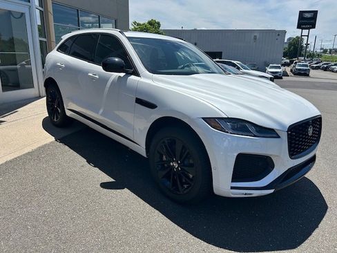 Used 2026 Jaguar F-PACE R-Dynamic S image 8