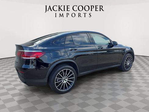 Used 2023 Mercedes-Benz GLC 300 4MATIC Coupe image 5