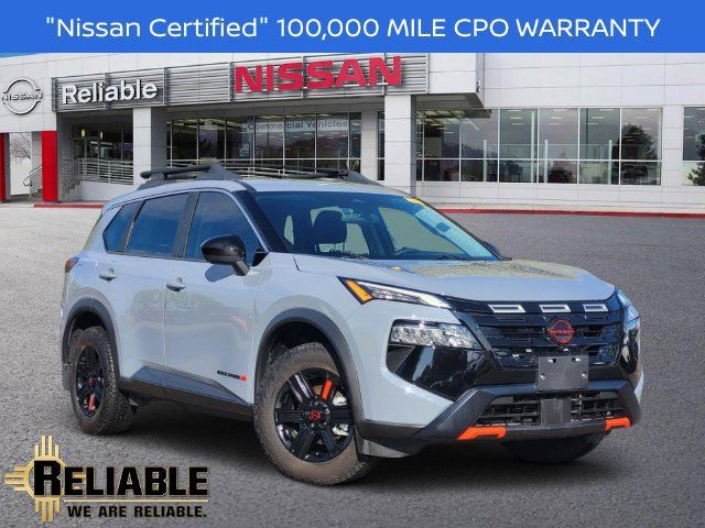 Used 2025 Nissan Rogue SV AWD/4WD image 1