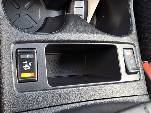 Used 2022 Nissan Rogue Sport SV AWD/4WD image 24