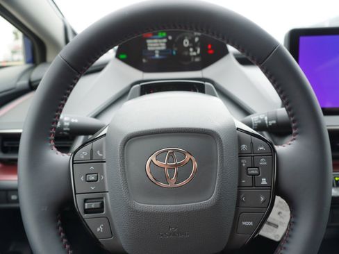 New 2026 Toyota Prius Plug-In Hybrid FWD image 24