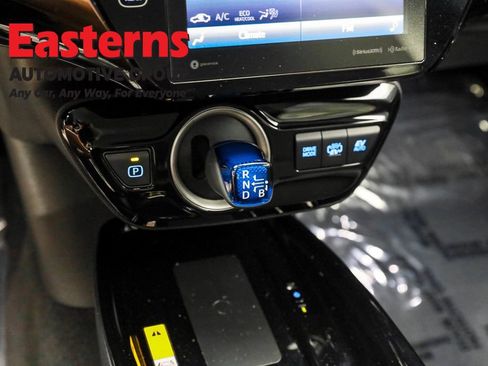Used 2022 Toyota Prius Prime XLE image 13