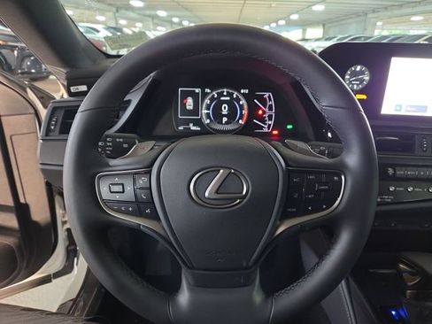 New 2025 Lexus ES 350 w/ Premium Package FWD image 14